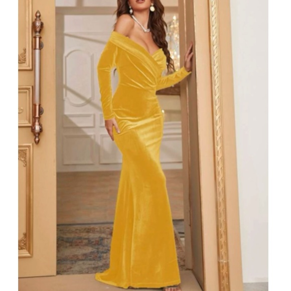 Luxe yellow off shoulder party bridesmaids wedding velvet maxi dress - Picture 4 of 16